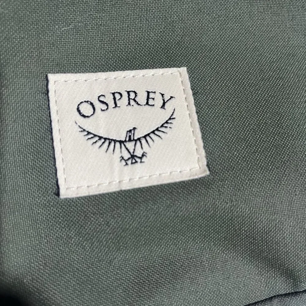 Osprey Arcane Roll-Top 22 L Daypack Backpack Unisex (Pine Leaf Green Heather)